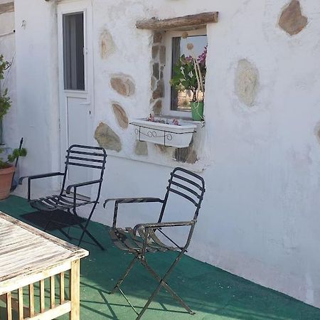 Апартаменти Καλινοβου 1 Κευελπιδων Πεδιον Αρεωσ Афіни Екстер'єр фото